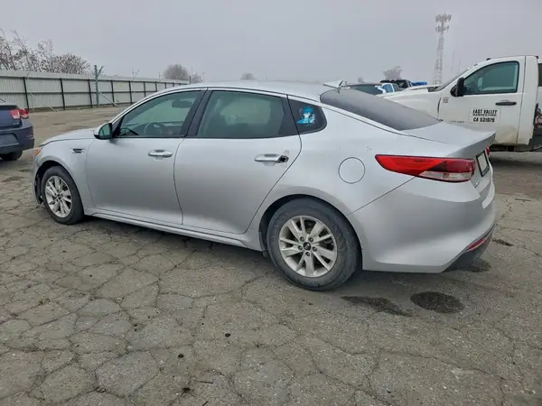 5XXGT4L32GG031228 2016 KIA OPTIMA - Image 2