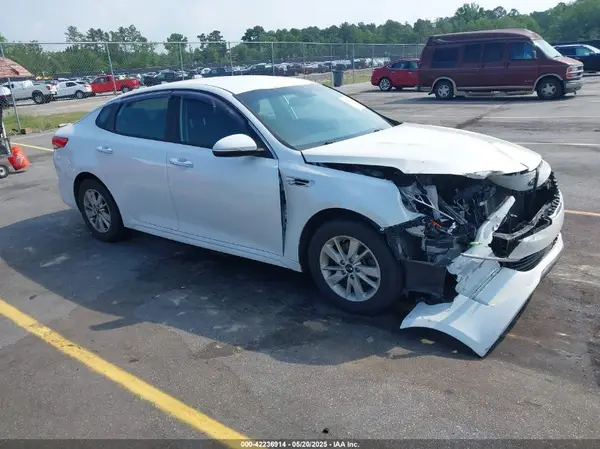 5XXGT4L32GG032329 2016 KIA OPTIMA - Image 1