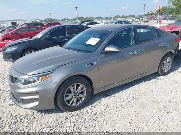 5XXGT4L32GG033951 2016 KIA OPTIMA - Image 2