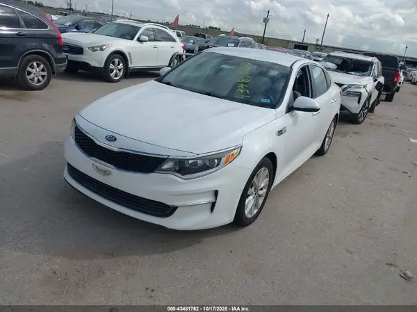 5XXGT4L32GG037465 2016 KIA OPTIMA - Image 2