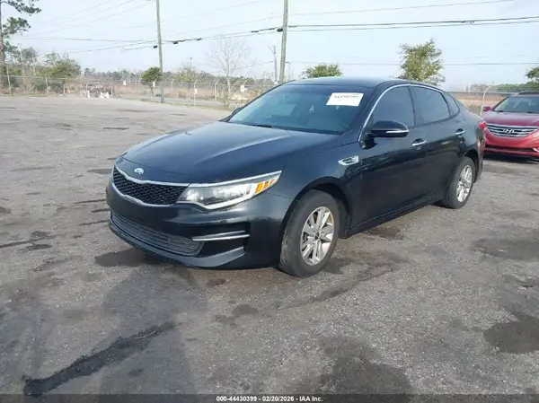 5XXGT4L32GG039927 2016 KIA OPTIMA - Image 2