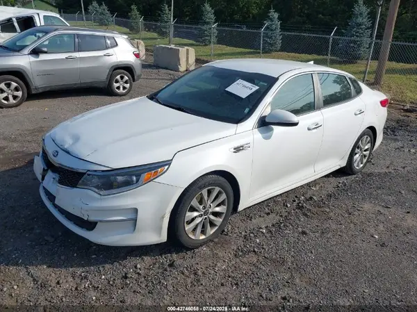 5XXGT4L32GG061779 2016 KIA OPTIMA - Image 2