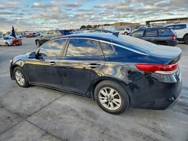 5XXGT4L32GG066108 2016 KIA OPTIMA - Image 2