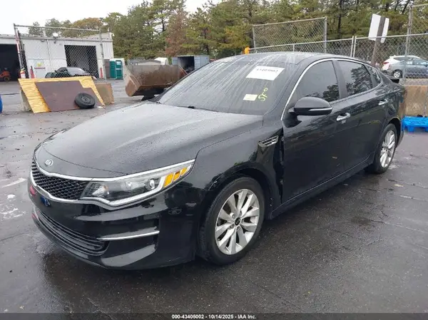 5XXGT4L32GG069784 2016 KIA OPTIMA - Image 2