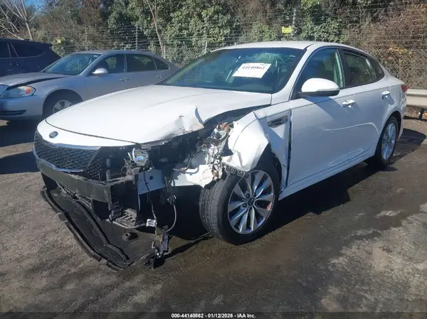 5XXGT4L32GG073673 2016 KIA OPTIMA - Image 2