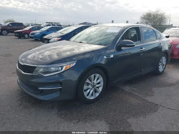 5XXGT4L32GG076265 2016 KIA OPTIMA - Image 2