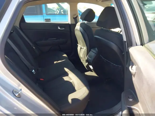 5XXGT4L32GG079506 2016 KIA OPTIMA - Image 8