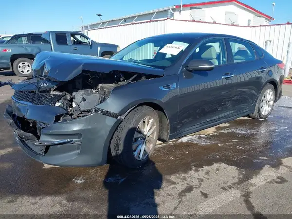 5XXGT4L32GG081658 2016 KIA OPTIMA - Image 2