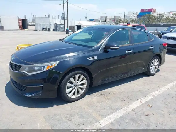 5XXGT4L32GG082504 2016 KIA OPTIMA - Image 2