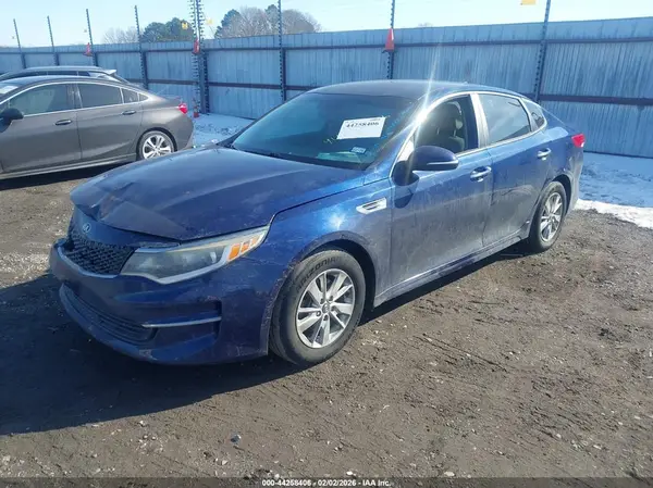 5XXGT4L32GG088755 2016 KIA OPTIMA - Image 2