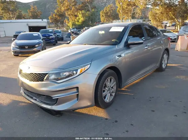 5XXGT4L32GG089324 2016 KIA OPTIMA - Image 2