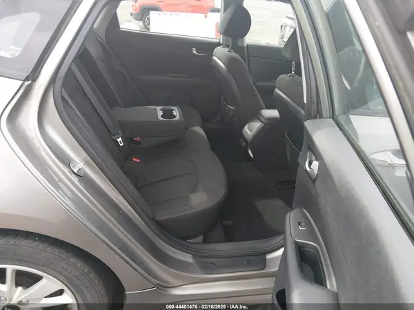 5XXGT4L32GG097276 2016 KIA OPTIMA - Image 8