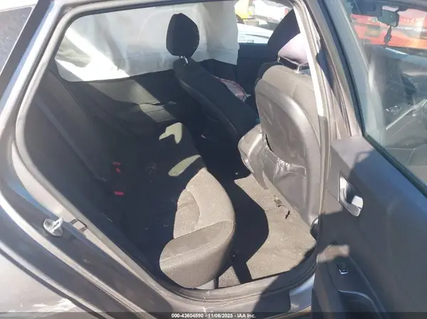 5XXGT4L32GG099979 2016 KIA OPTIMA - Image 8