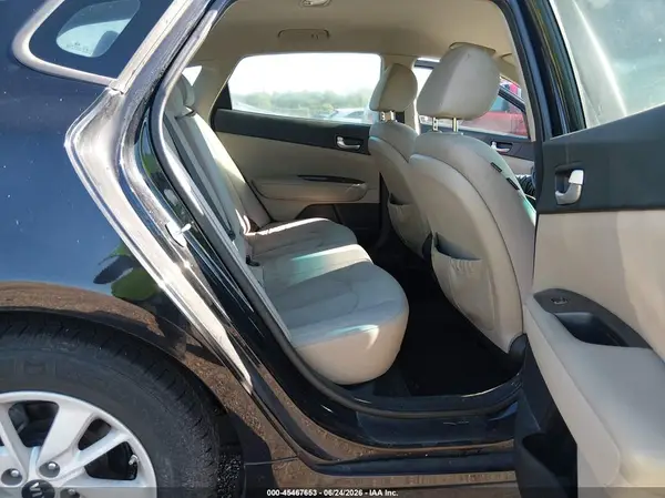 5XXGT4L32GG102671 2016 KIA OPTIMA - Image 8