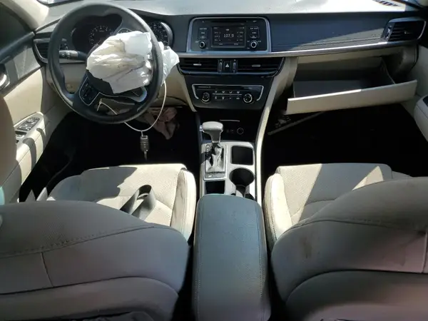 5XXGT4L32GG105358 2016 KIA OPTIMA - Image 8