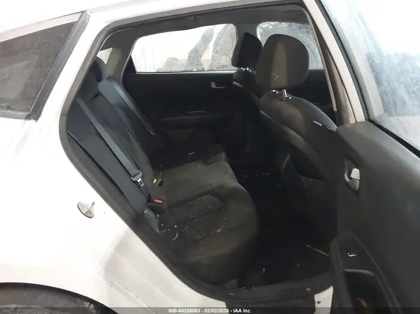 5XXGT4L32GG110771 2016 KIA OPTIMA - Image 8