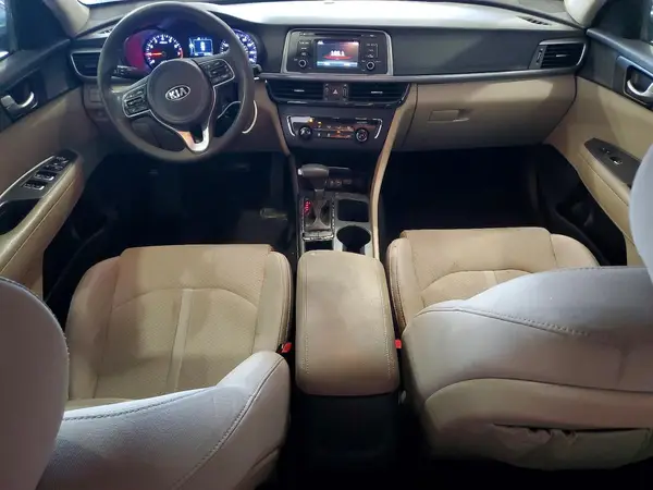 5XXGT4L32GG115792 2016 KIA OPTIMA - Image 8