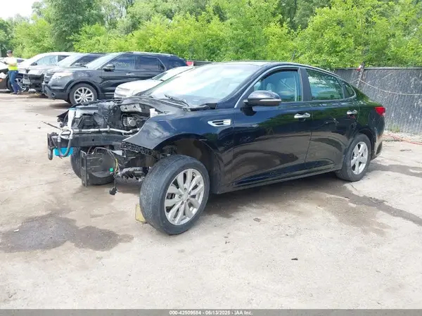 5XXGT4L32GG117056 2016 KIA OPTIMA - Image 2