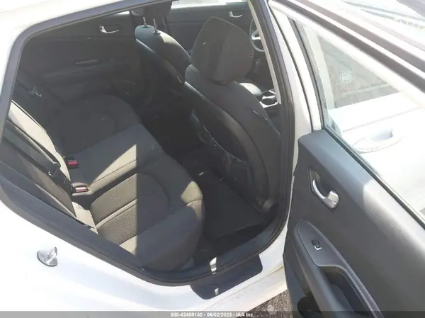 5XXGT4L32GG119101 2016 KIA OPTIMA - Image 8