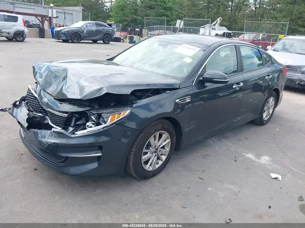 5XXGT4L32GG121088 2016 KIA OPTIMA - Image 2