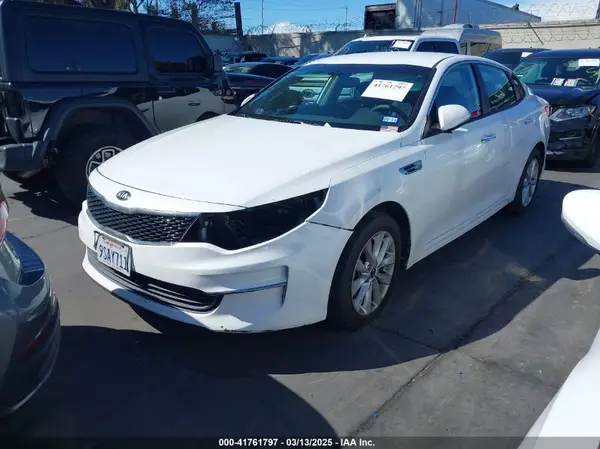5XXGT4L32HG121643 2017 KIA OPTIMA - Image 2