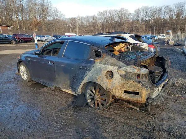 5XXGT4L32HG122582 2017 KIA OPTIMA - Image 2