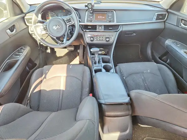 5XXGT4L32HG124509 2017 KIA OPTIMA - Image 8