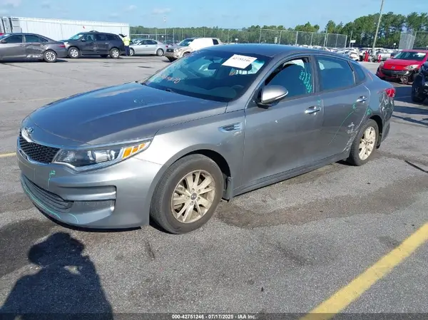 5XXGT4L32HG125420 2017 KIA OPTIMA - Image 2