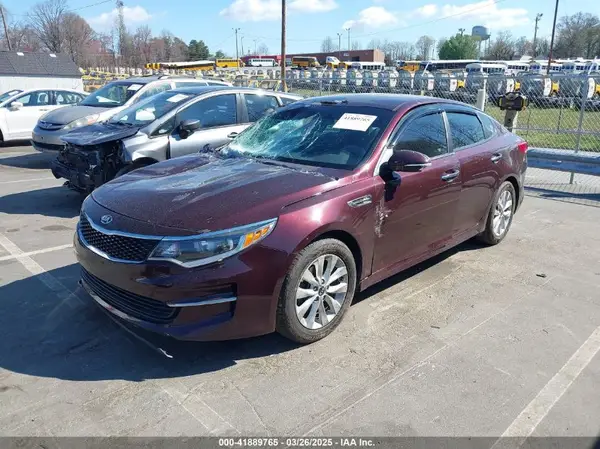 5XXGT4L32HG128074 2017 KIA OPTIMA - Image 2