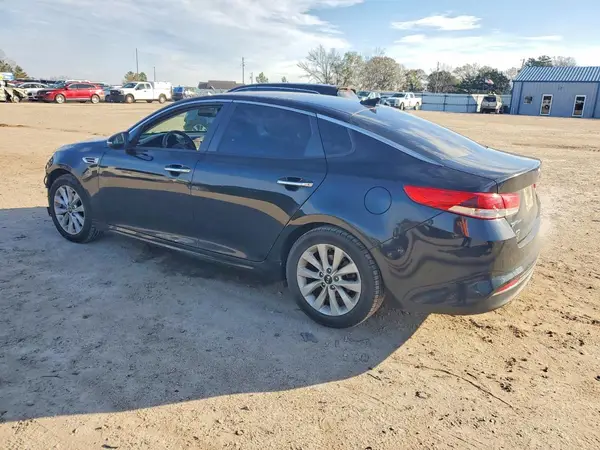 5XXGT4L32HG131783 2017 KIA OPTIMA - Image 2