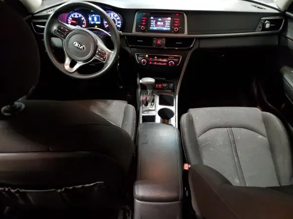 5XXGT4L32HG131962 2017 KIA OPTIMA - Image 8