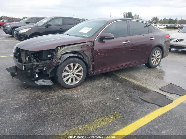 5XXGT4L32HG133274 2017 KIA OPTIMA - Image 2