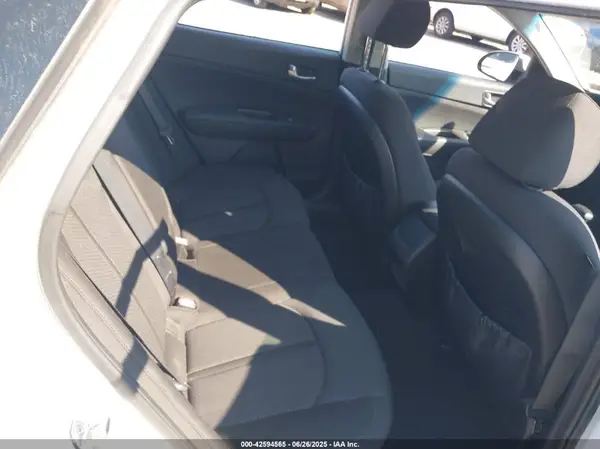5XXGT4L32HG135400 2017 KIA OPTIMA - Image 8