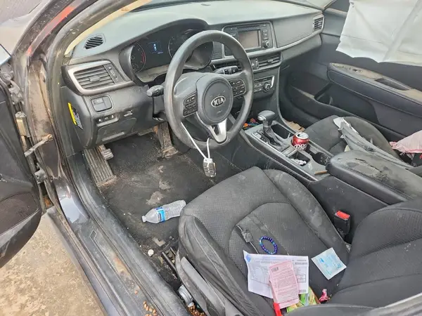 5XXGT4L32HG139978 2017 KIA OPTIMA - Image 8