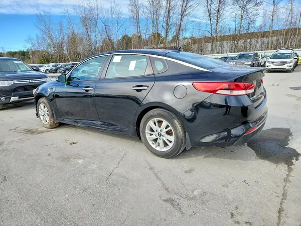 5XXGT4L32HG151354 2017 KIA OPTIMA - Image 2