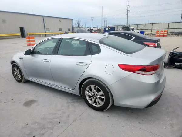 5XXGT4L32HG153525 2017 KIA OPTIMA - Image 2