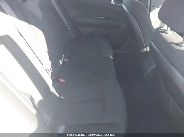 5XXGT4L32HG154092 2017 KIA OPTIMA - Image 8
