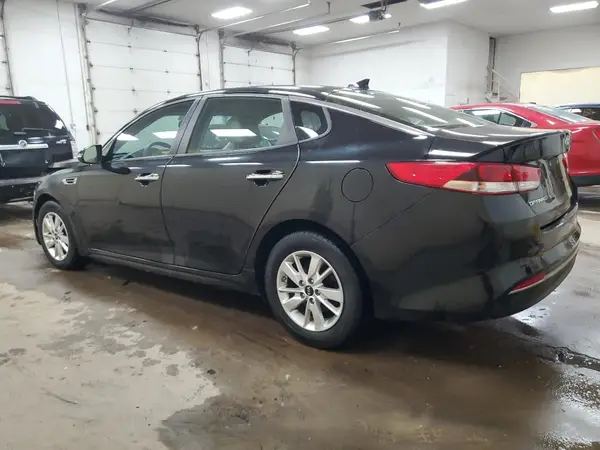 5XXGT4L32HG155968 2017 KIA OPTIMA - Image 2