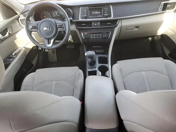5XXGT4L32HG157431 2017 KIA OPTIMA - Image 8