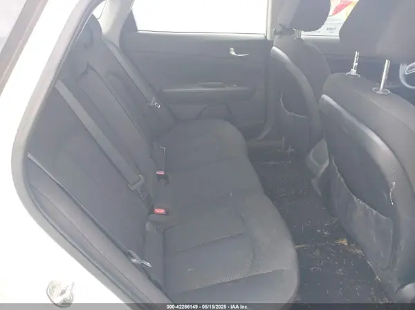 5XXGT4L32HG161091 2017 KIA OPTIMA - Image 8