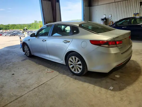 5XXGT4L32HG162130 2017 KIA OPTIMA - Image 2