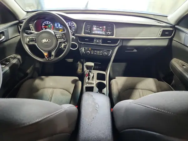 5XXGT4L32HG165464 2017 KIA OPTIMA - Image 8