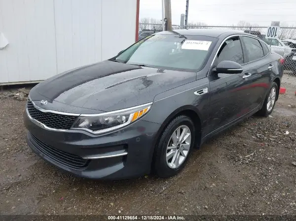 5XXGT4L32HG168705 2017 KIA OPTIMA - Image 2
