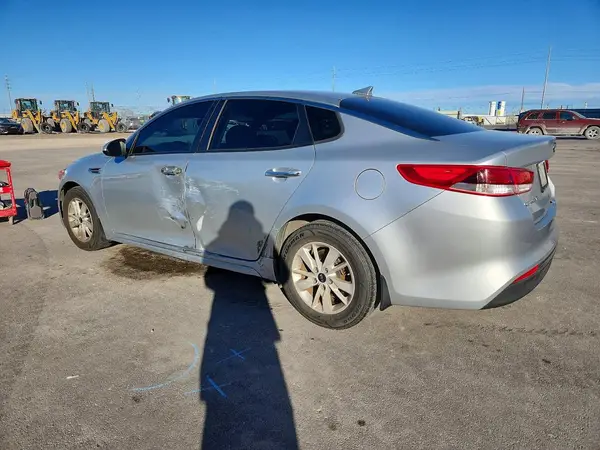 5XXGT4L32HG169529 2017 KIA OPTIMA - Image 2