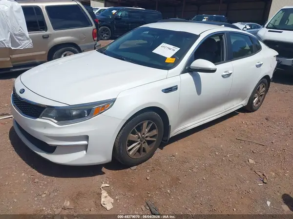5XXGT4L32HG169742 2017 KIA OPTIMA - Image 2