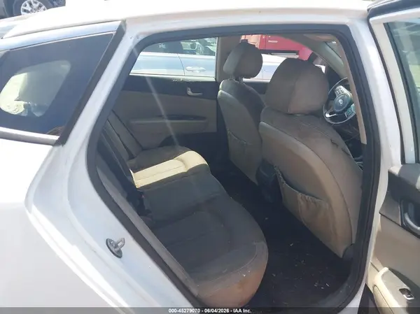 5XXGT4L32HG169742 2017 KIA OPTIMA - Image 8