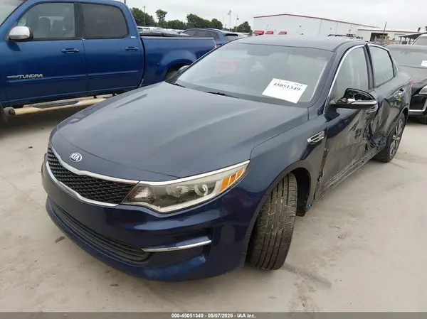 5XXGT4L32HG170387 2017 KIA OPTIMA - Image 2