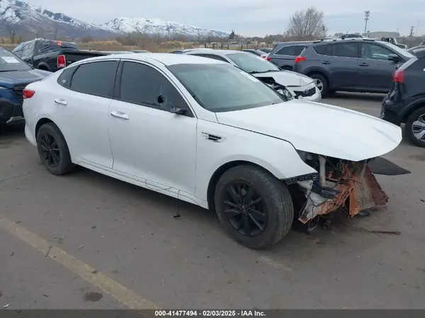 5XXGT4L32HG171992 2017 KIA OPTIMA - Image 1