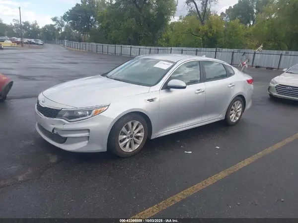 5XXGT4L32HG173001 2017 KIA OPTIMA - Image 2