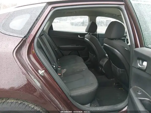 5XXGT4L32HG177615 2017 KIA OPTIMA - Image 8